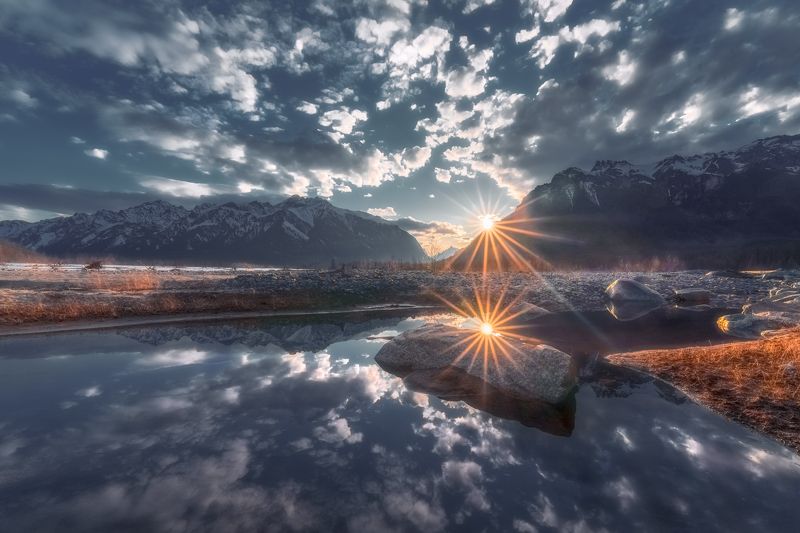 чарская пустыня, чара, пейзаж, mountains, кодар, наледь, горы, забайкалье, лед, река, landscape, desert Двойное солнце фото превью