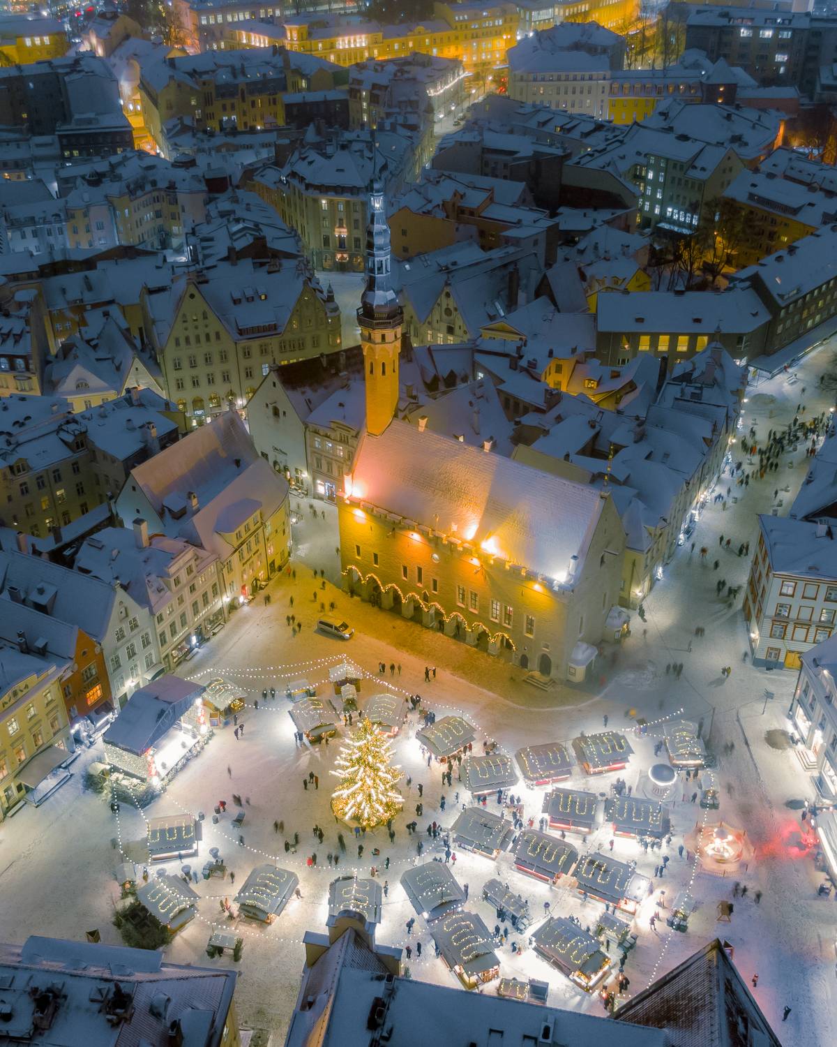 #christmasspirit, #christmas, #christmasmarket, #holidayseason, #beautifuldestinations, #wintermood, #wintermagic, #winterwonderland, #snowsnowsnow, #tallinn, #tallinnoldtown, #tallinngram, #tallinn_city, #visittallinn, #visitestonia, #ilusadeestipaigad, , Nikolai Mordan