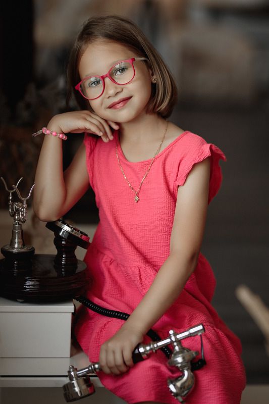 девочка, портрет, фотосессия, girl, young, portrait, творческий портрет, детский портрет, young girl, дети, children, детская фотография, детская фотосессия, постановка, постановочная фотография, girl portrait, фотопроект Лиза фото превью