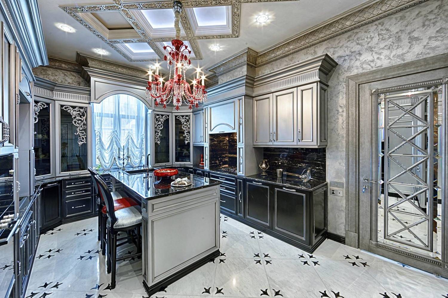 , Михаил Попов