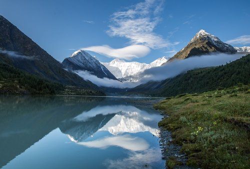 Рассвет с видом на Белуху