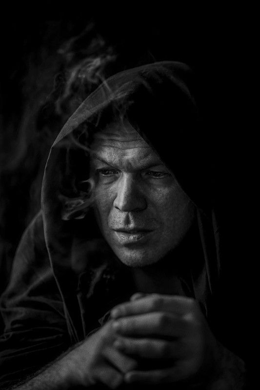 портрет, мужской портрет, жанровый портрет, черно-белое фото  фото превью