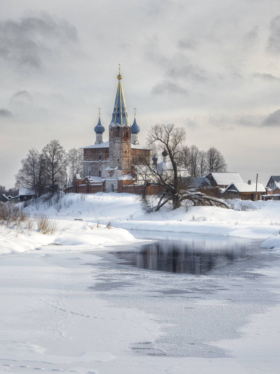 зима, церковь, снег, река,  Алексей
