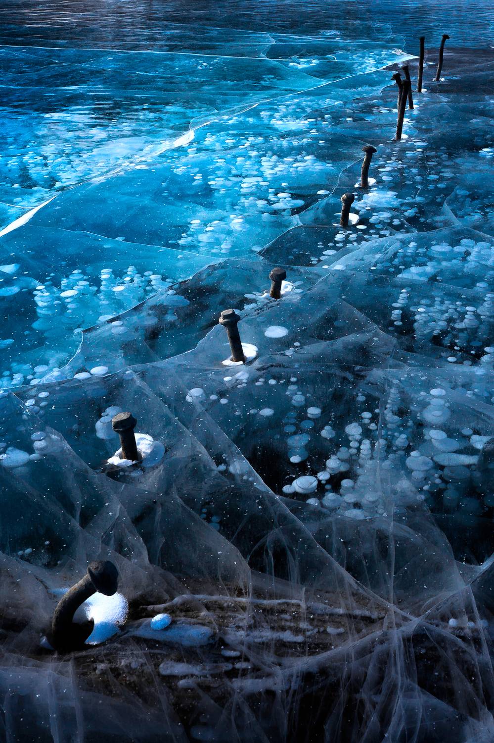 Гвозди, лёд, синий, концептуальное, Андреев Сергей