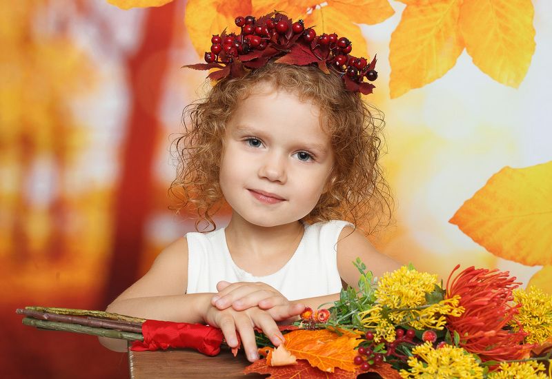 детский портрет в осеннем стиле Варя фото превью