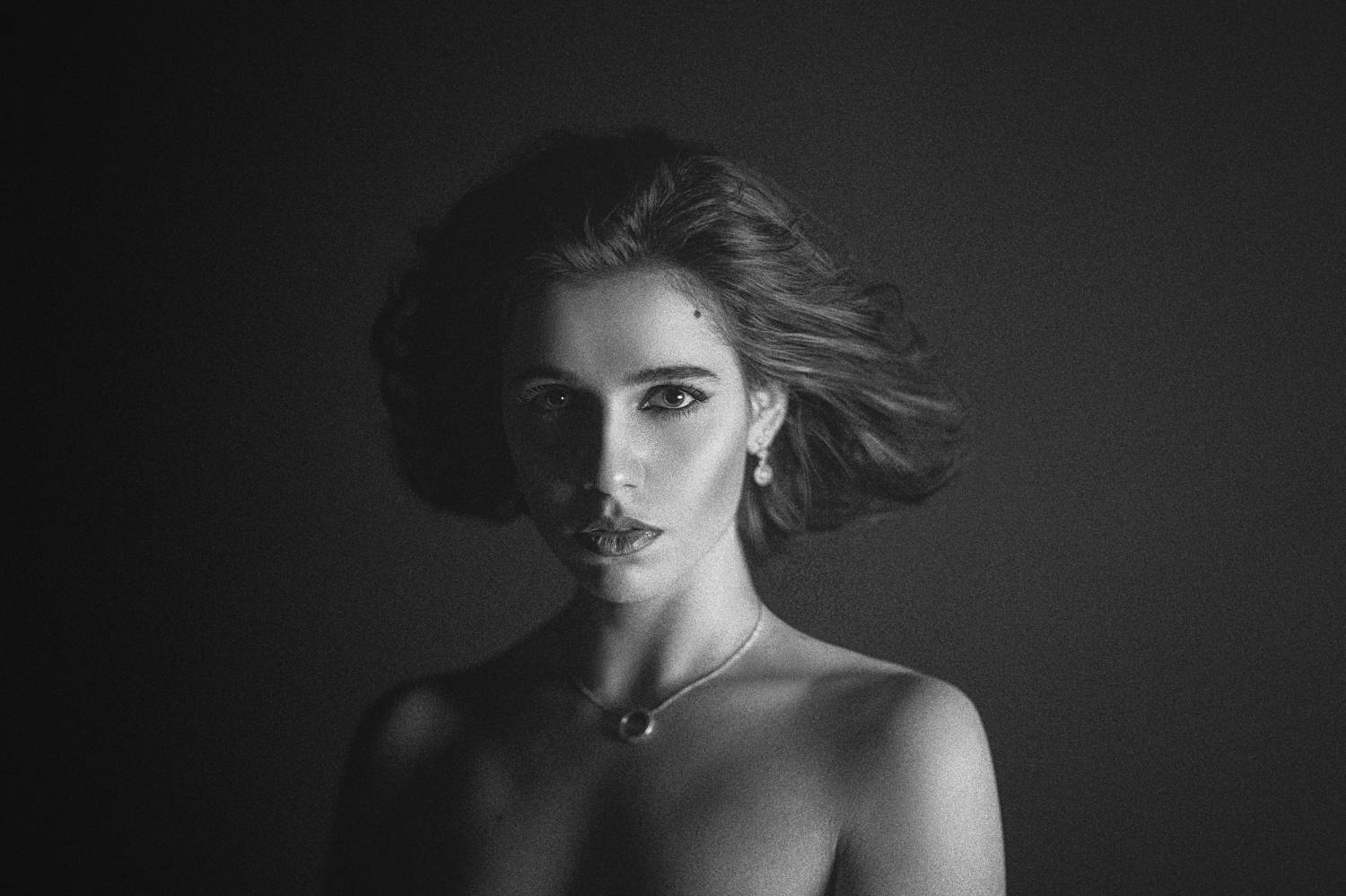 девушка,жанр,портрет,фотография,модель,арт,portrait,photography, middle,nature,soul,свет,girl,canon 35mm, woman,monochome,ню,гламур, Мыльников Павел