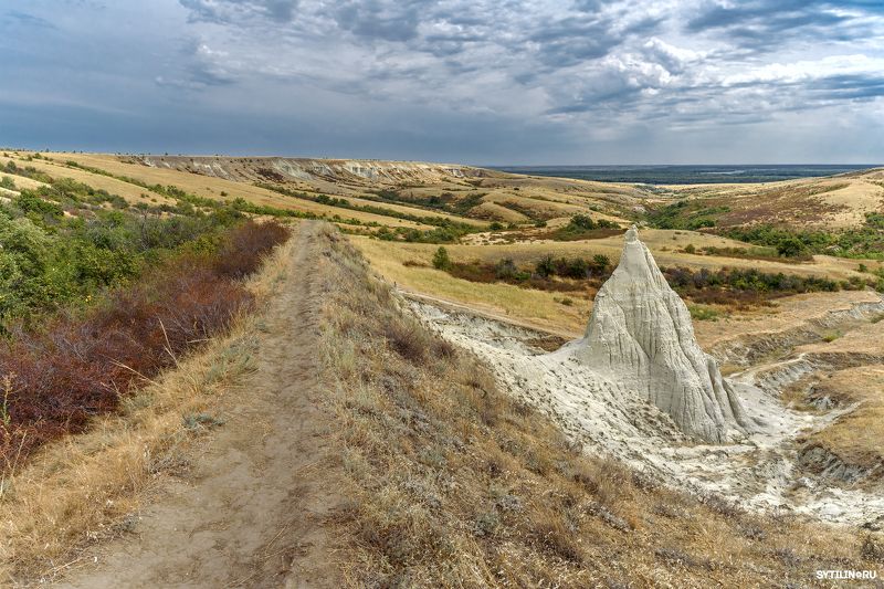 Гора, Ведьмин Клык, Калачевский район, Волгоградская область, пейзаж, достопримечательность, степь, равнина, придонье волгоград, степь, овраг, балка, останец, Гора Ведьмин Клык, Калачевский район Волгоградской области фото превью