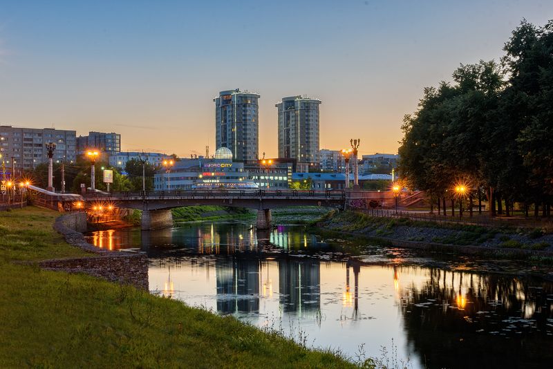 Мост через реку Уводь фото превью