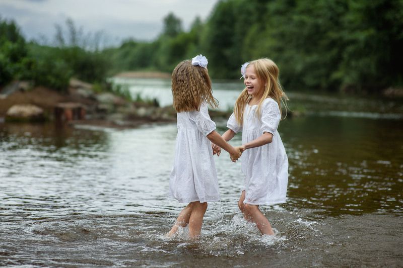 Сёстры фото превью