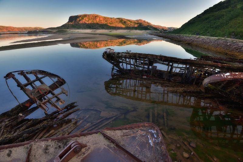 Кольский полуостров, пейзаж, Териберка Кладбище кораблей фото превью