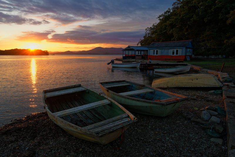 На причале фото превью