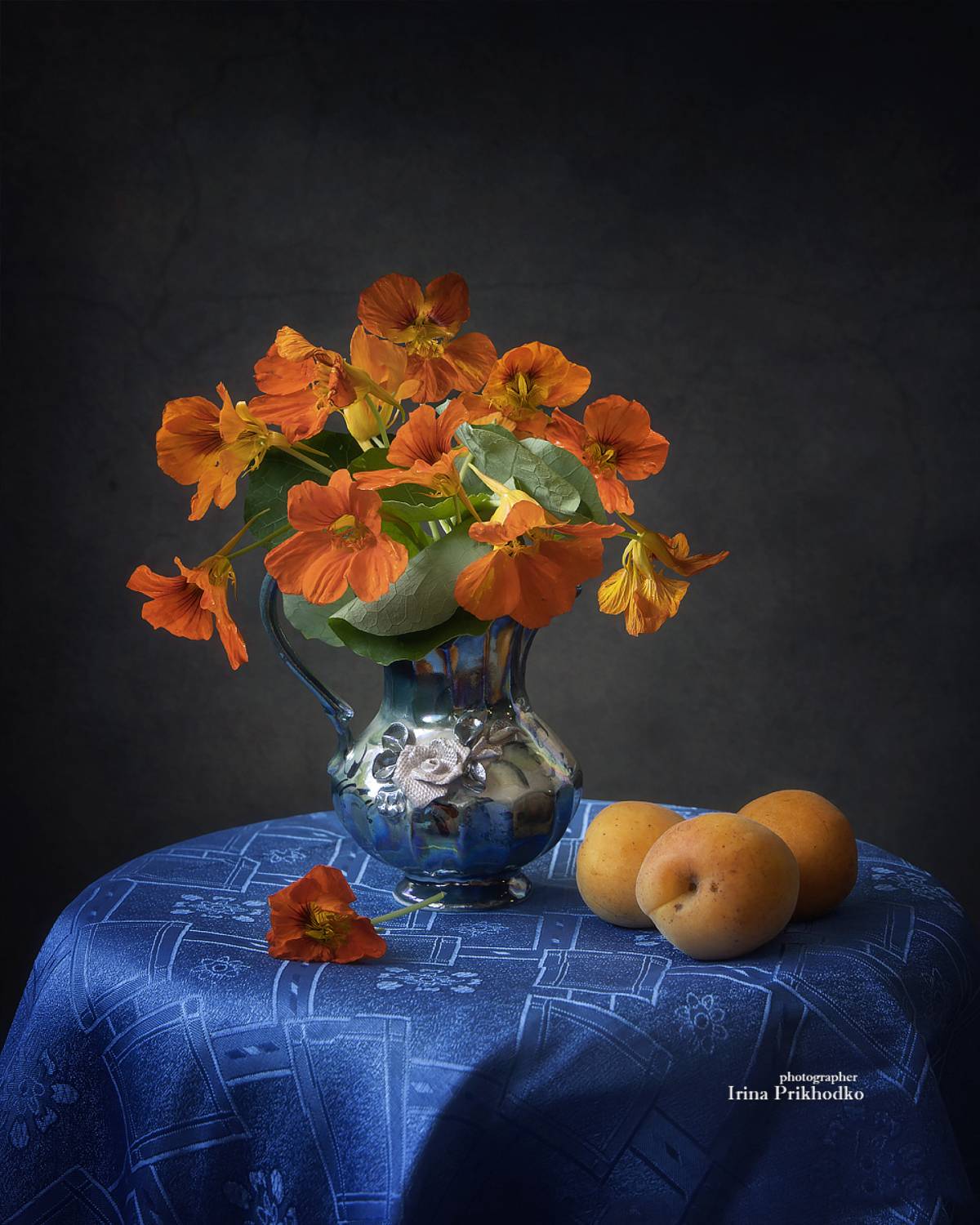 натюрморт, цветы, фрукты, настурция, абрикосы, букеты, Приходько Ирина