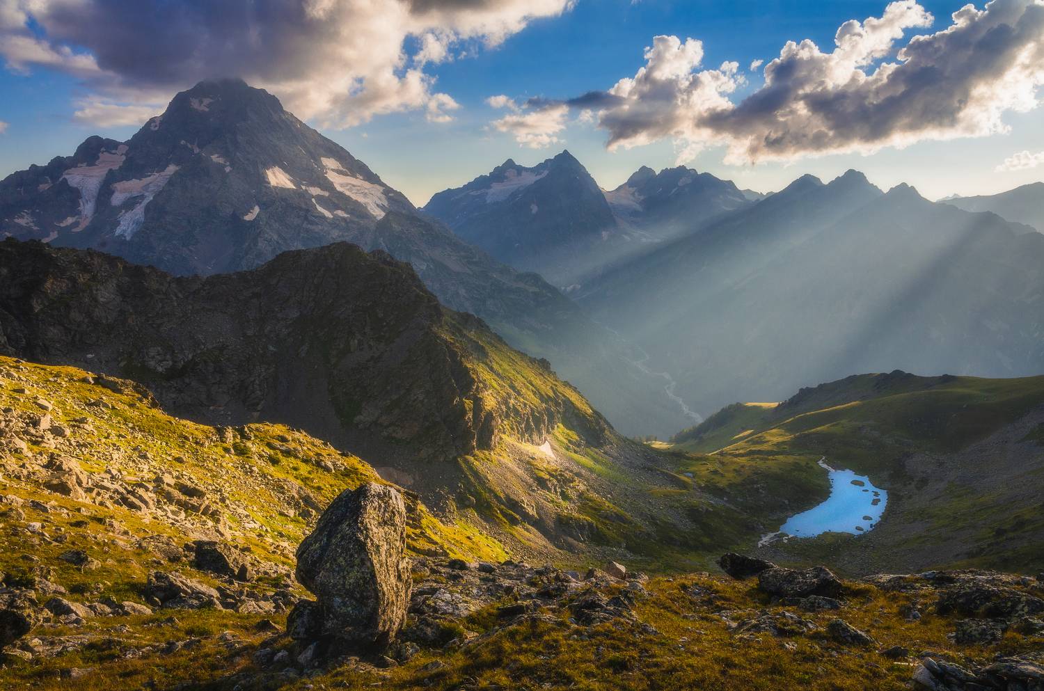 , Антон Литвин