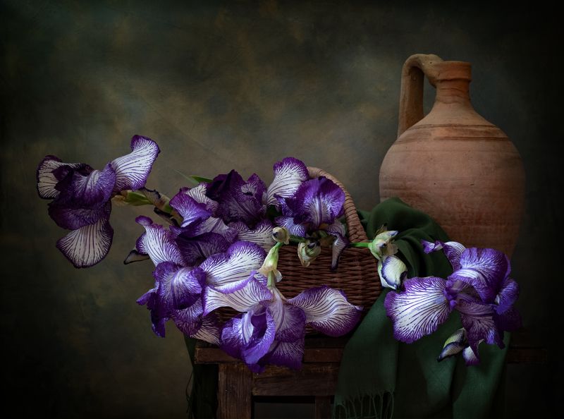 натюрморт, цветы, ирисы С ирисами фото превью