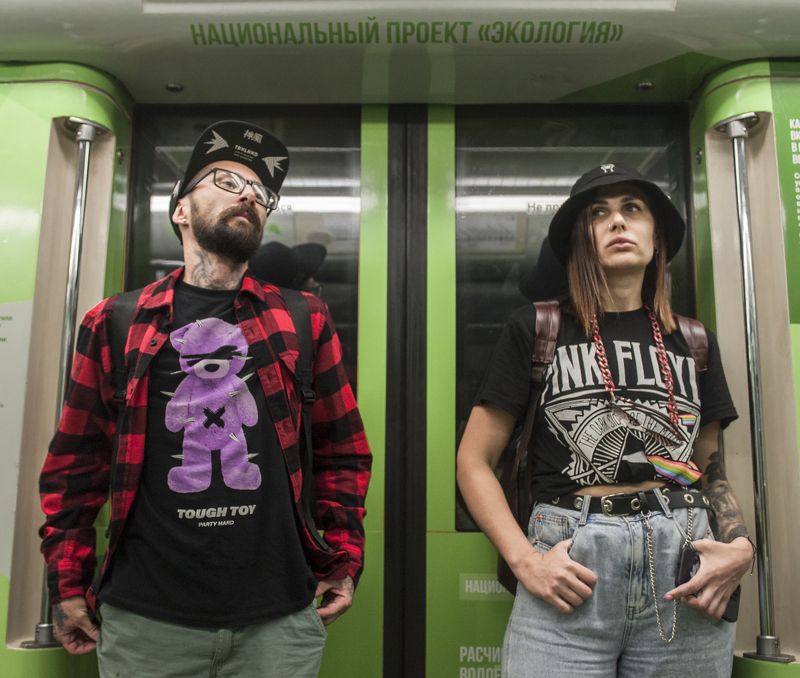 Метро фото превью