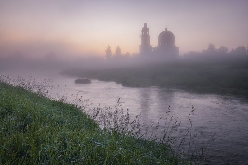 утро рассвет туман храм церковь природа пейзаж россия morning sunrise fog temple church nature Туманное утро фото превью