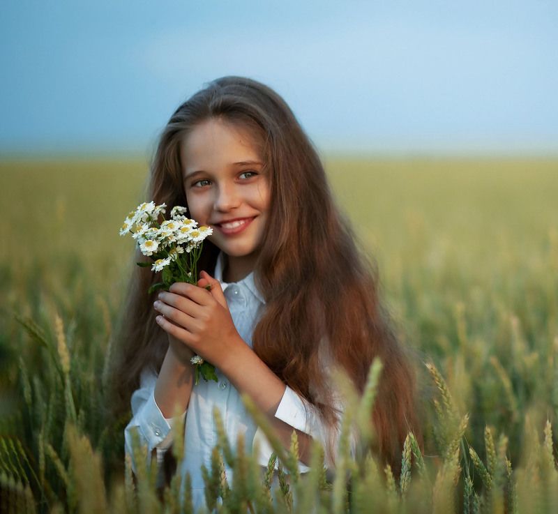 девочка, лето, поле, цветы, настроение, girl, flowers,field, emotional, nature Летнее настроение фото превью