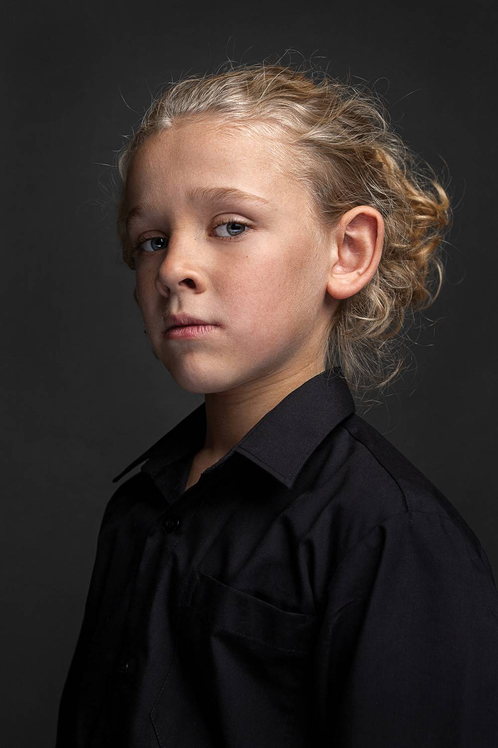 , Антон Леонов