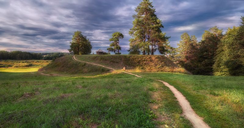 вечер гора лето деревья небо тени тропинка солнце закат Савкина горка фото превью
