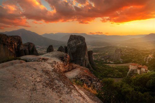 вечером в Метеорах