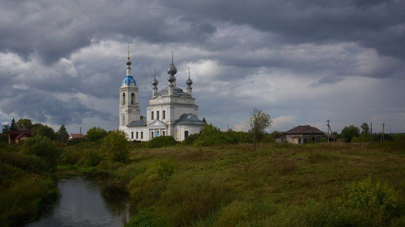 Вокруг да около фото превью