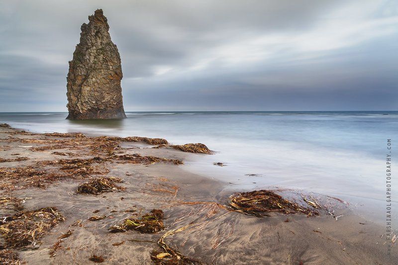 экспедиция, природа, пейзаж, Сахалин, Дальний Восток, Россия, остров, Кунашир, Курильские острова, океан, Тихий, пляж, берег, вулкан, сопки, закат, облака, небо Природа Сахалина и Курильских островов фото превью