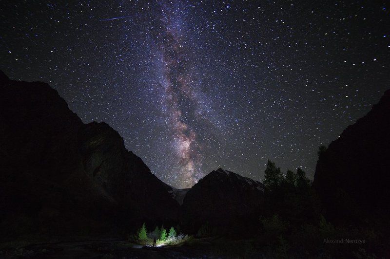 altai, altay, forest, milky way, mountains, nature, night, rocks, russia, siberia, stars, summer, taiga, travel, valley, алтай, горы, звезды, лес, млечный путь, ночь, природа, россия, ручей, сибирь, тайга, туризм Песчинка во Вселенной фото превью