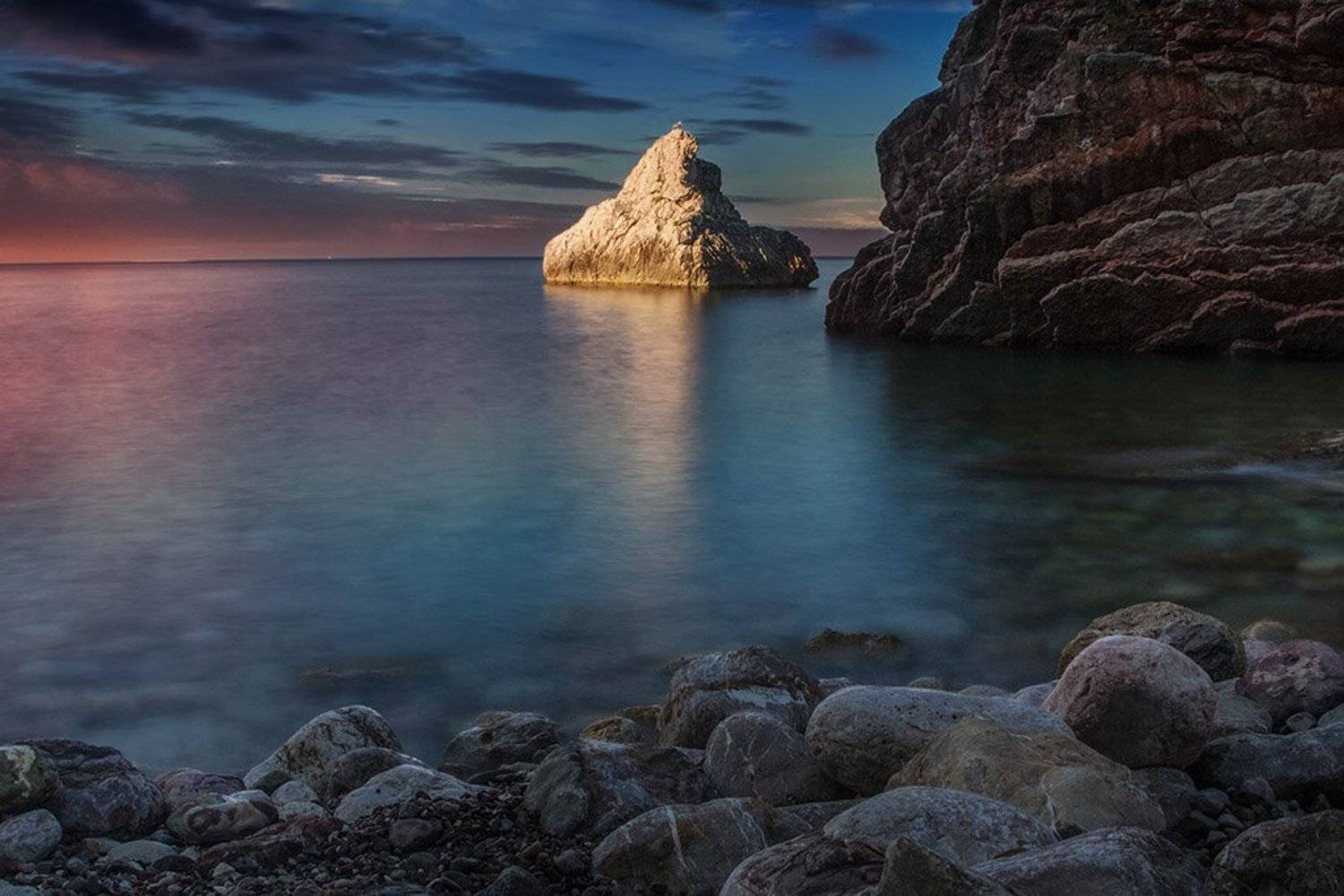 Черногория, рассвет, море, камни, MacGyver