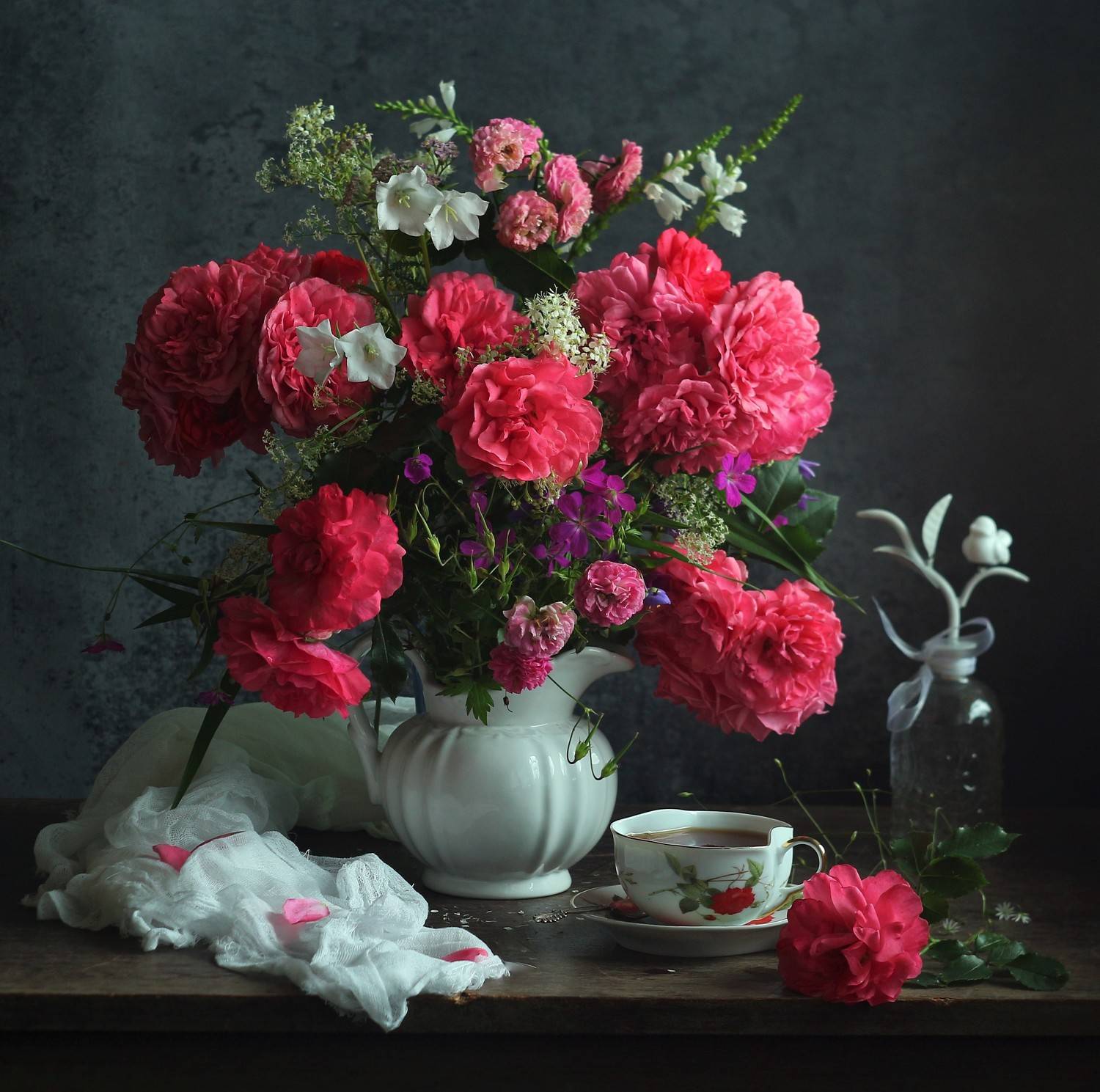 , Людмила Хрусталева*