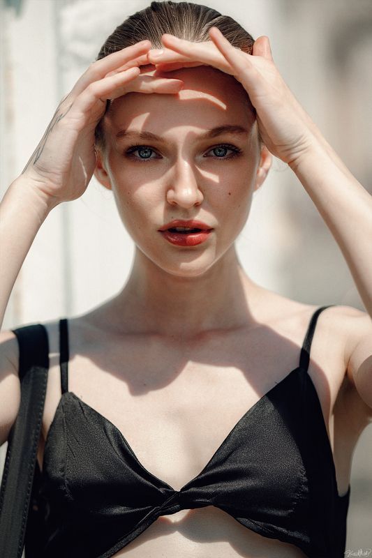 fujifilm, portrait, viltrox, 75mm, 113mm, f1.2, eyes, beautiful, woman, pretty, sunlight, pretty, girl, daylight, shadows  фото превью