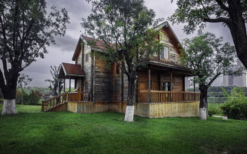 绿草地小红屋 绿草地小红屋 фото превью