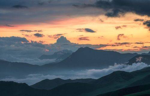 Вечер в горах