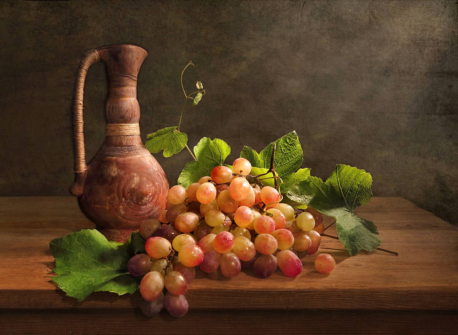 натюрморт,виногад,кувшин, Алла Шевченко