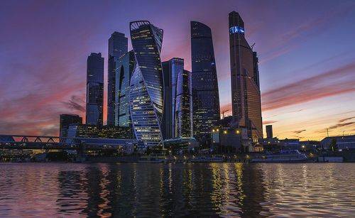 Сити на закате