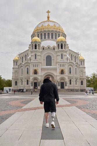 Герои среди нас