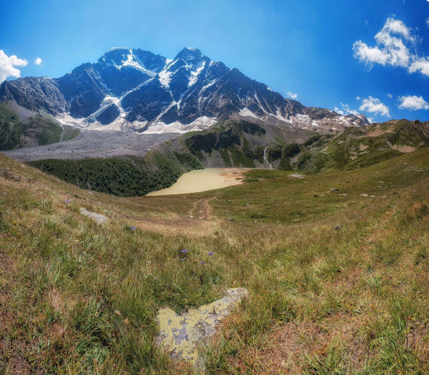 , Дэм Константин