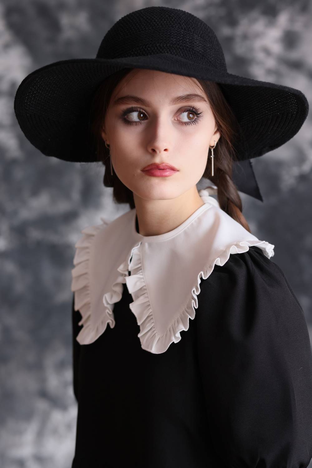 портрет, девушка, красота, глаза, молодость, шляпа, , Грачёв Олег