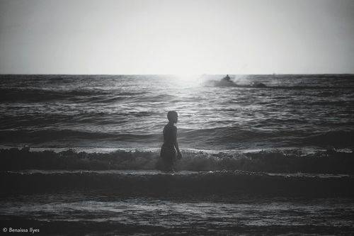 Breaking waves