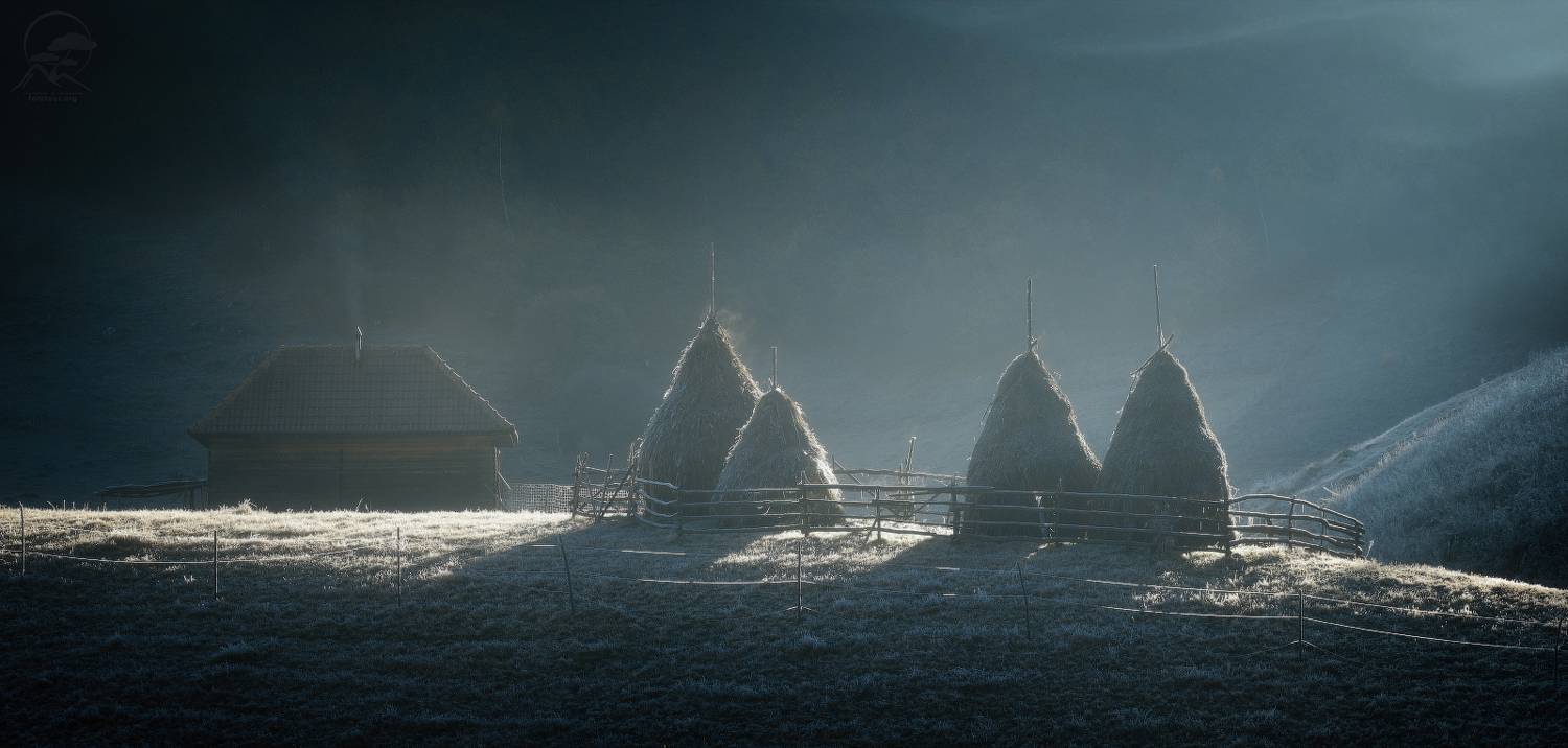 fundatura, ponorului, romania, дом, иней, утро, стог, сено, румыния, фототуры, Гордиенко Анатолий
