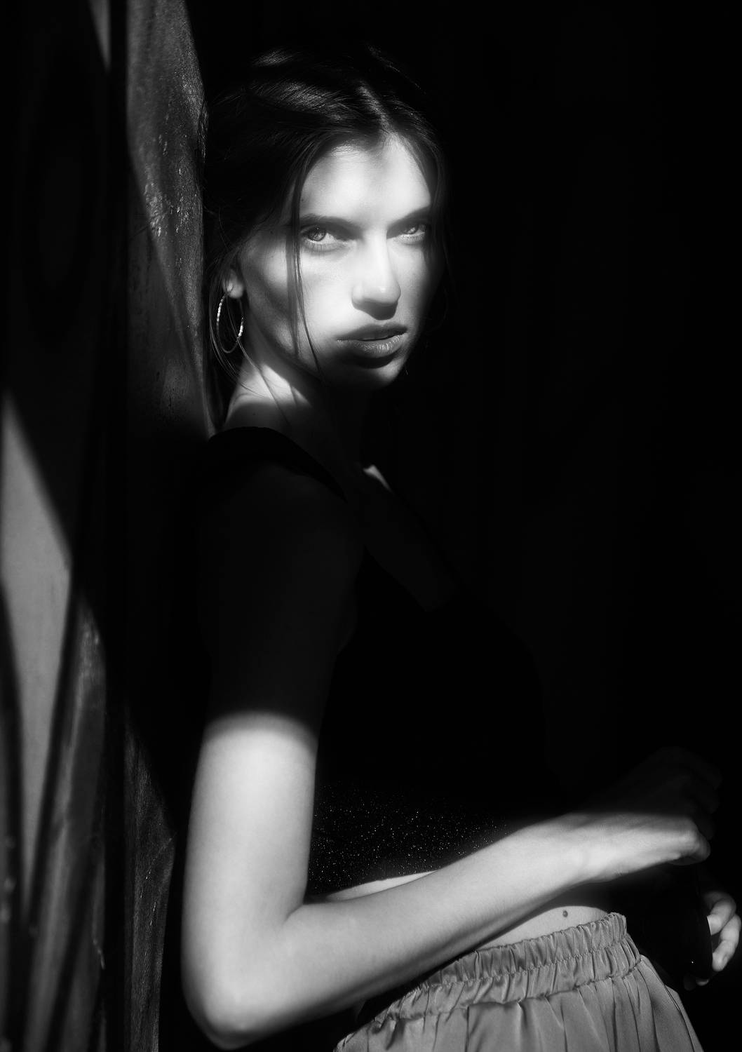 портрет, портретная фотография, женский портрет, естественный свет, фотосессия, чб, девушка, естественность, Кармаков Матвей