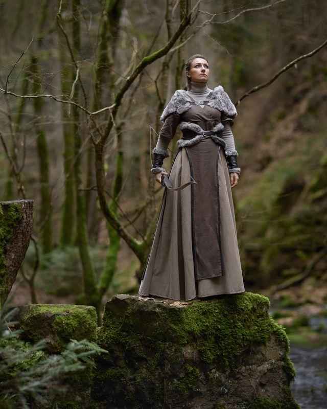 Викинг, сказка, девушка викинг, костюм, лес, лук, воин Викинг фото превью