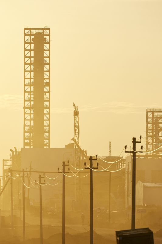 Вечер на стройке фото превью