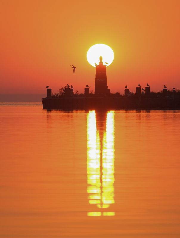 расвет,пейзаж,утро,туман,балтика,куршская коса,маяк  фото превью