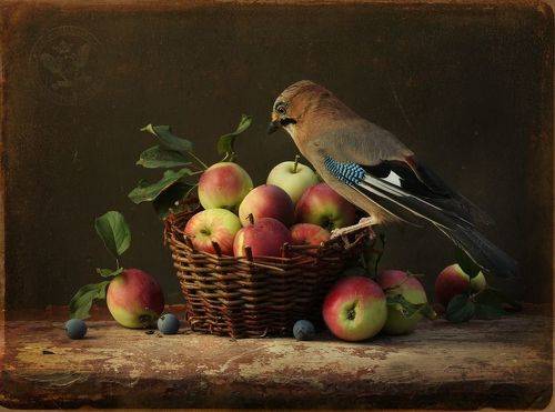 Натюрморт со старой корзиной