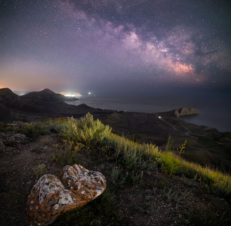 Млечный путь над Тихой бухтой фото превью