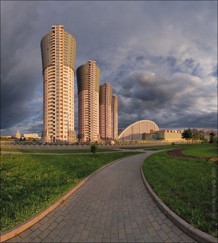 москва, ходынский бульвар, ходынка, дорога, трава, небо Последний свет фото превью