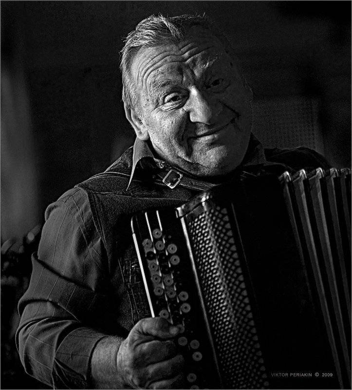 , Виктор Перякин