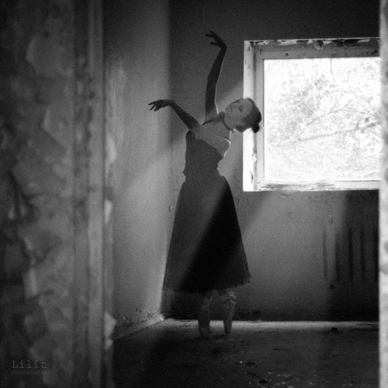 Танец фото превью