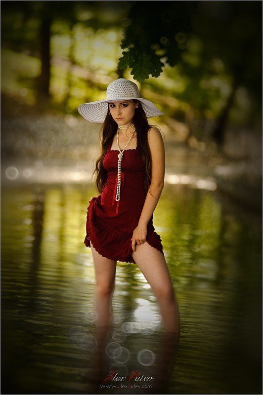 девушка,вода,лето,осень Осень не за горами фото превью