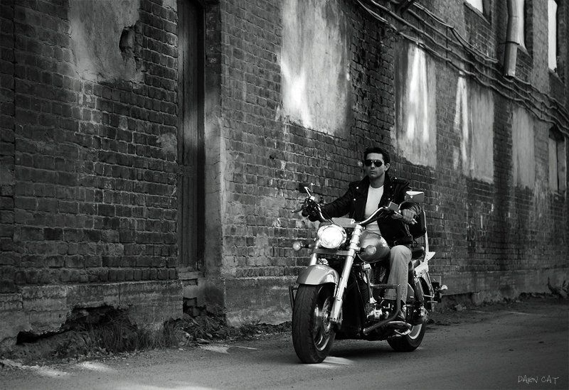 depeche, mode, мужчина, мотоцикл, настроение Policy Of Truth фото превью